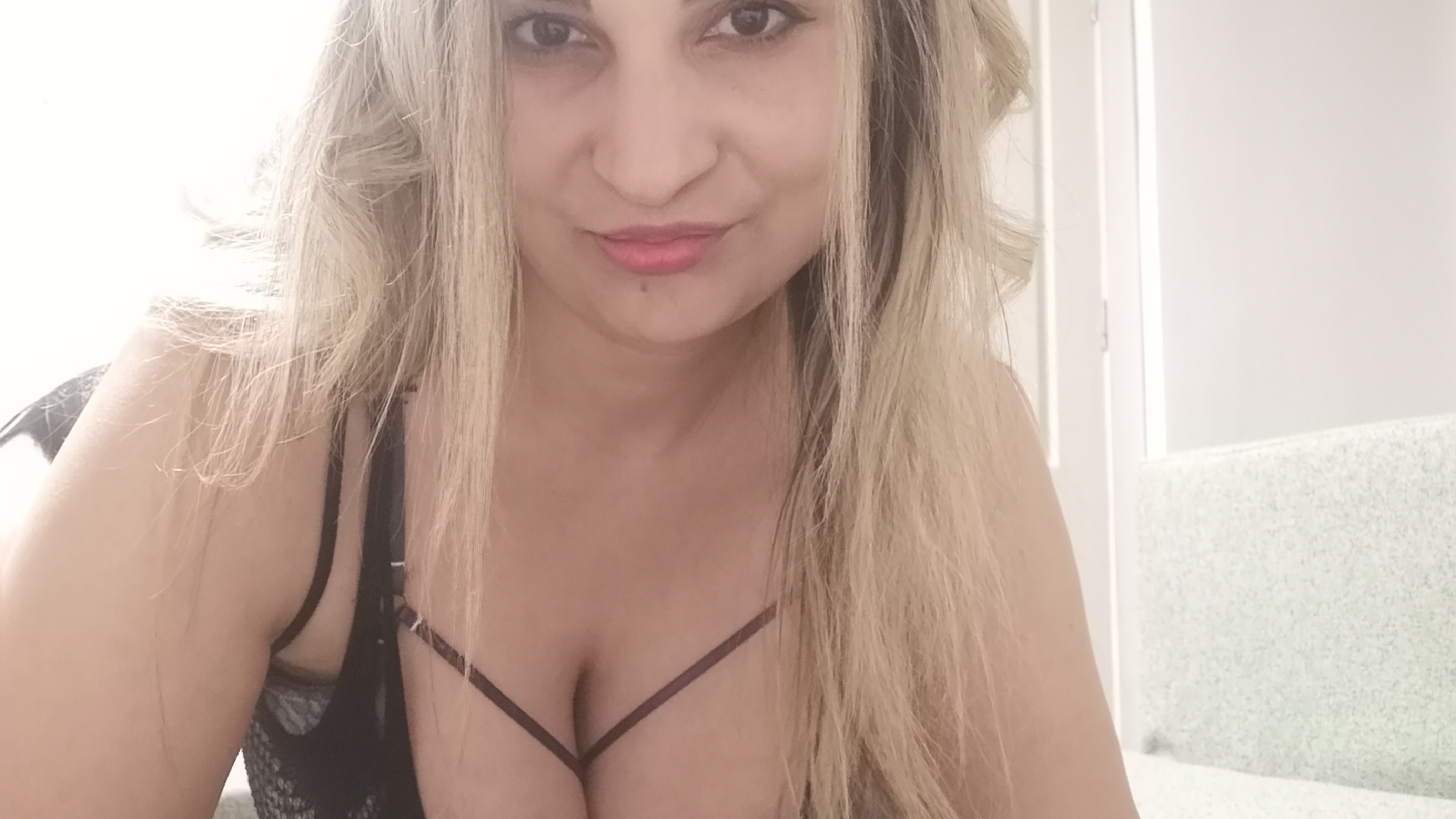 Lekker webcam sexchatten met Annelisejoy90  uit 